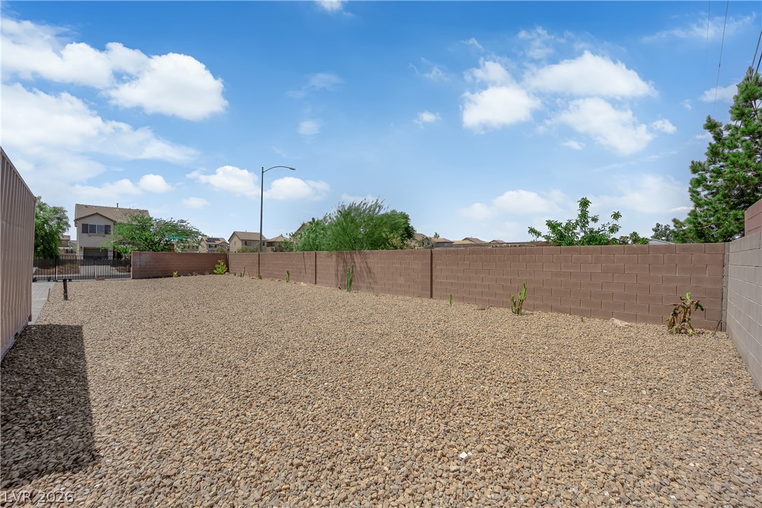 5240 Los Pinos Street Las Vegas NV 89122