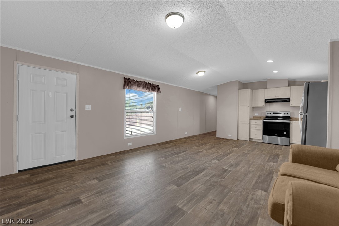5240 Los Pinos Street Las Vegas NV 89122