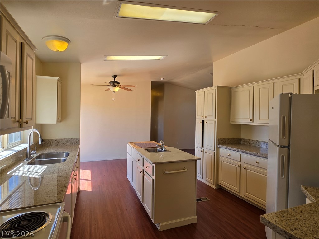 221 West Starlight Drive 2 Pahrump NV 89048