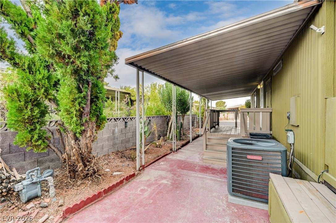 3530 Katmai Drive Las Vegas NV 89122