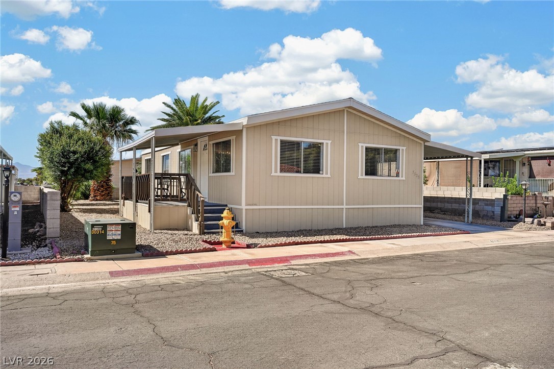 5525 Tres Piedras Road Las Vegas NV 89122