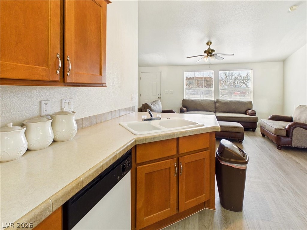3951 Peggy Avenue Pahrump NV 89048