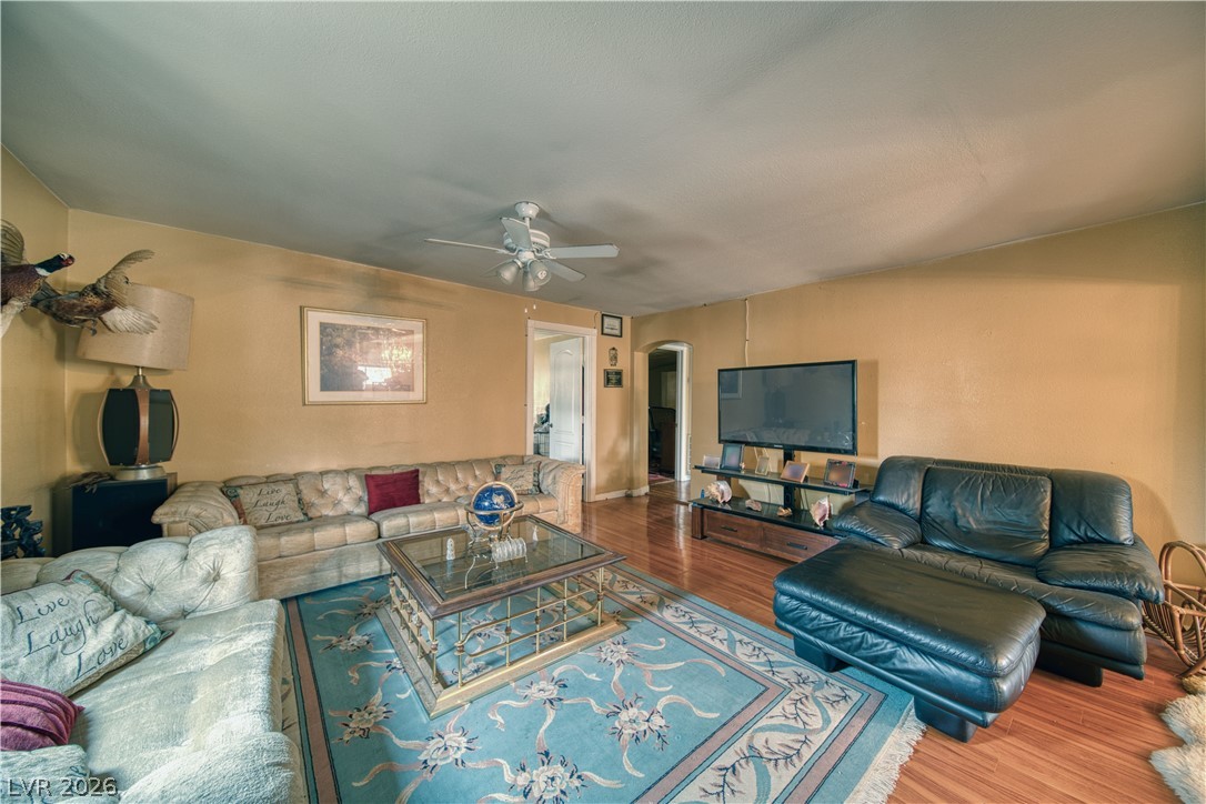 1610 West Vondell Drive Pahrump NV 89048