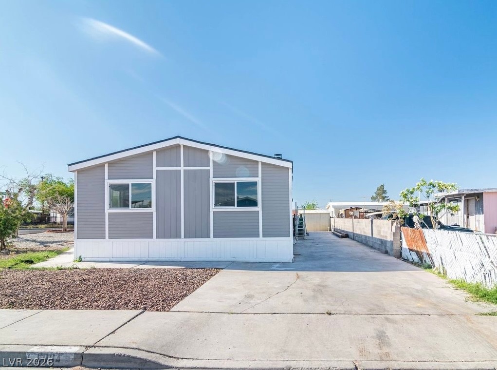 6094 Carlsbad Avenue Las Vegas NV 89156