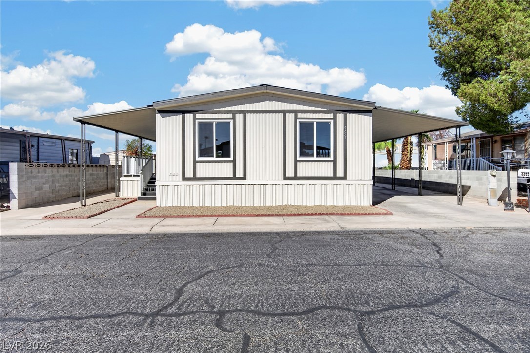 3355 Haleakala Drive Las Vegas NV 89122