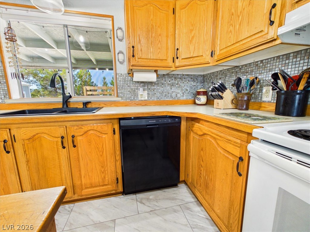 5520 South Vicki Ann Road Pahrump NV 89048