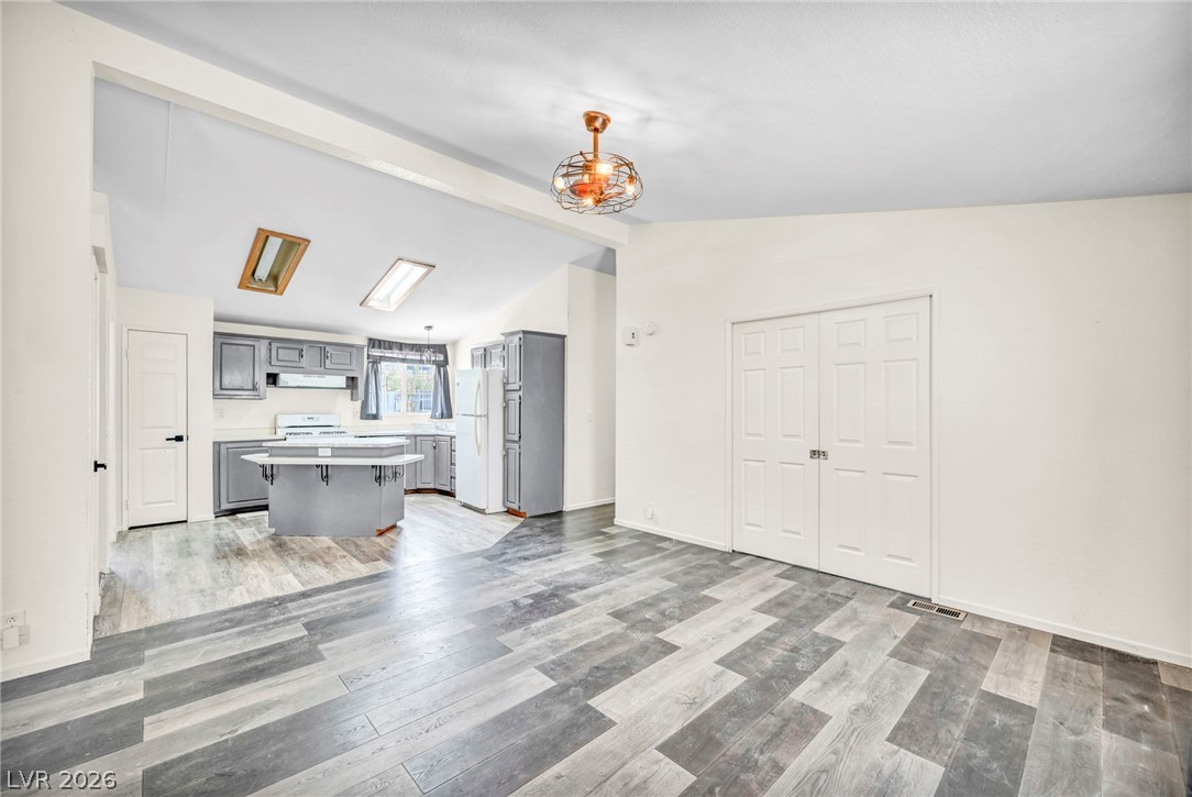 6062 Carlsbad Avenue Las Vegas NV 89156