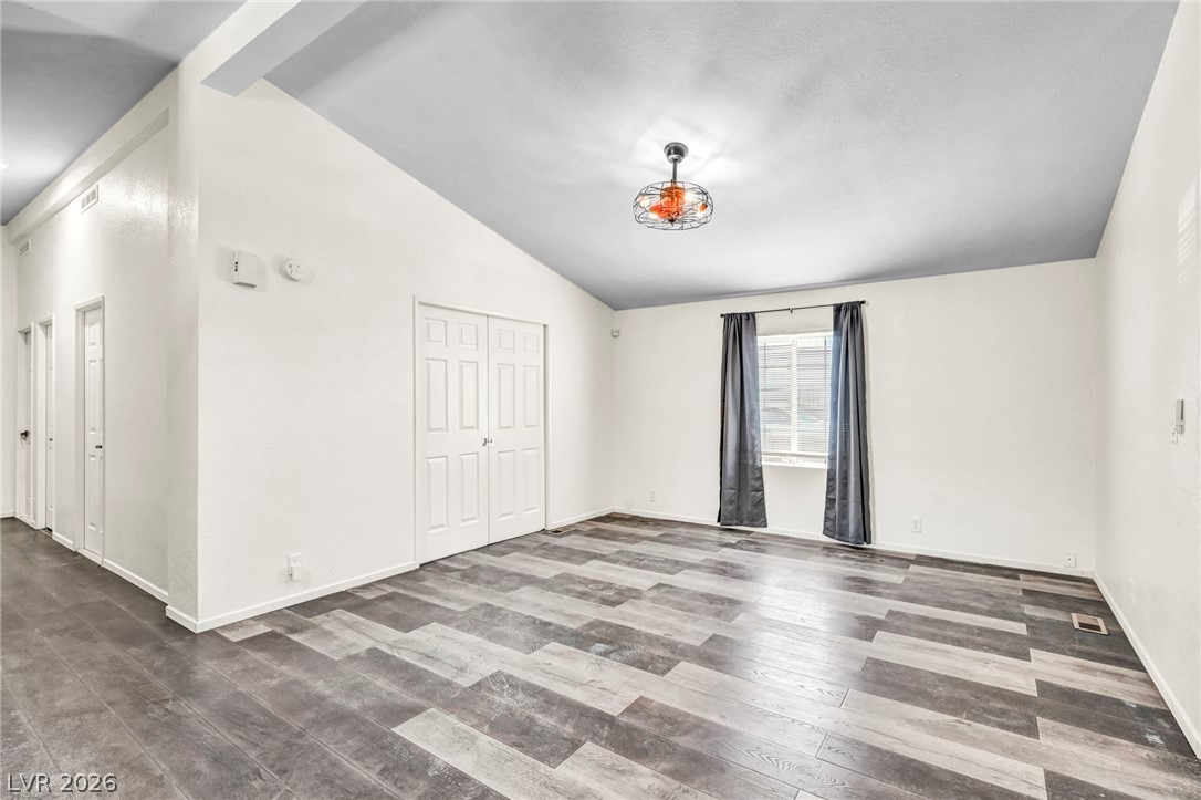 6062 Carlsbad Avenue Las Vegas NV 89156