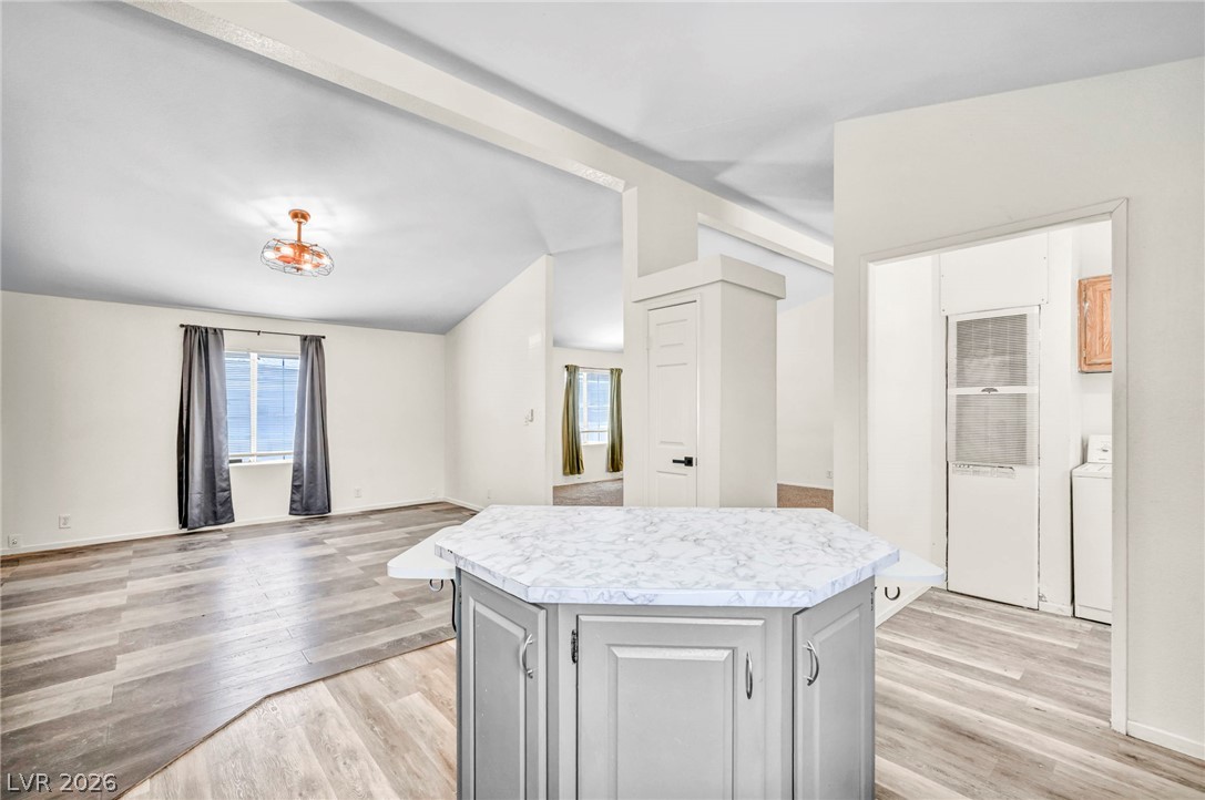 6062 Carlsbad Avenue Las Vegas NV 89156