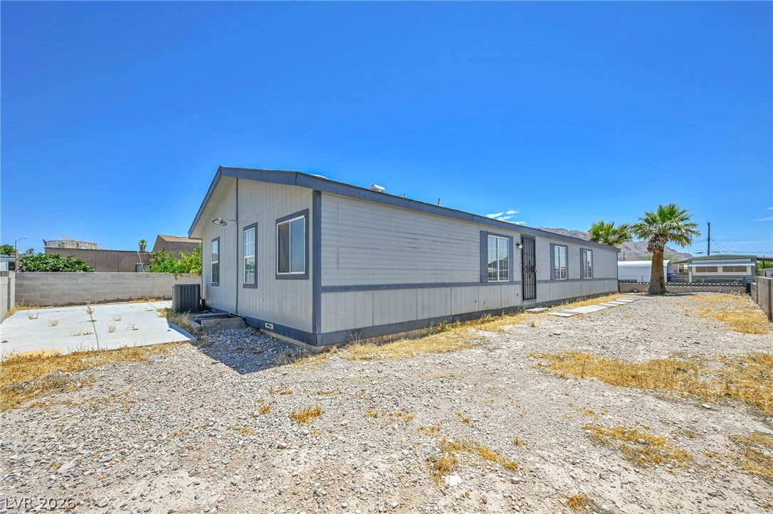 6062 Carlsbad Avenue Las Vegas NV 89156