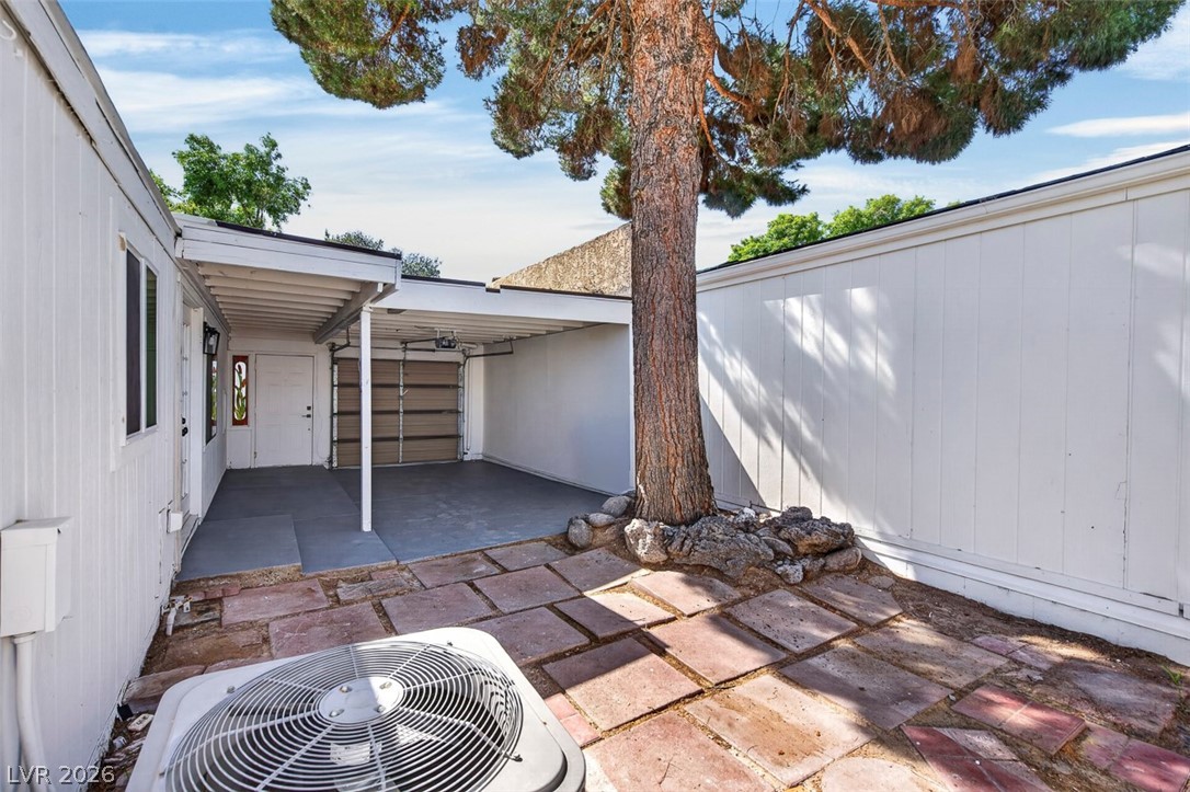 5519 Hobble Creek Drive Las Vegas NV 89120
