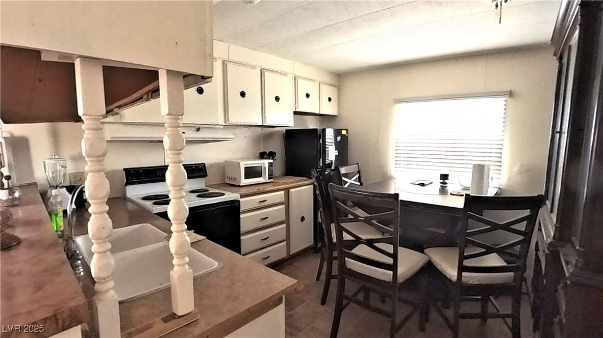80 Russell Road Pahrump NV 89048
