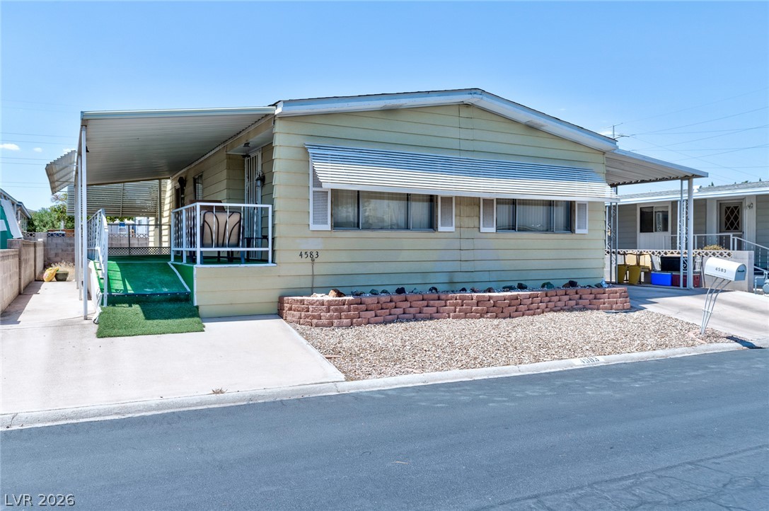 4583 West Royal Club Way Las Vegas NV 89103