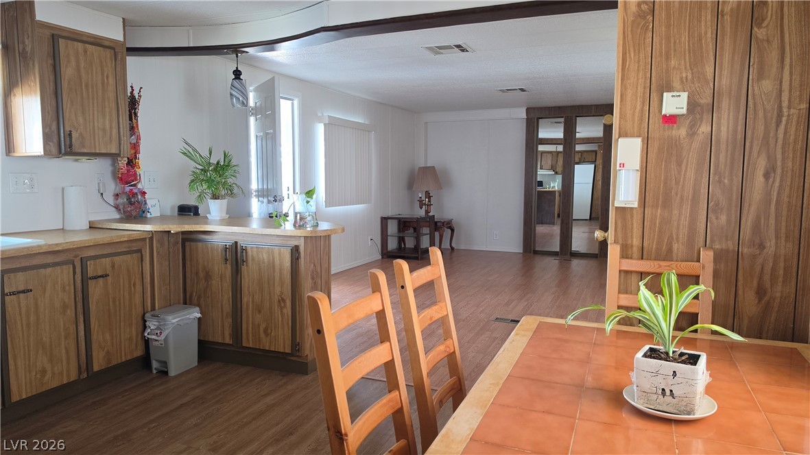 4633 East Royal Ridge Boulevard Las Vegas NV 89103