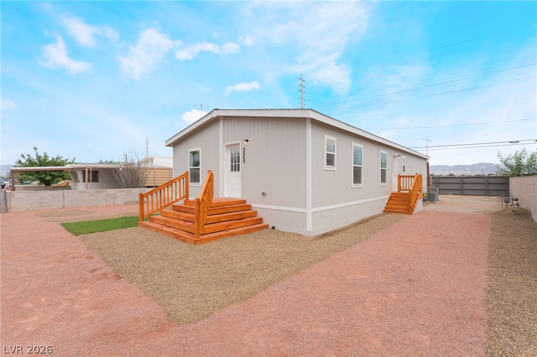 5868 East Carey Avenue Las Vegas NV 89156
