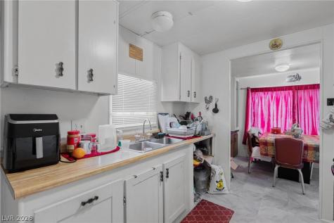 3802 Pecan Lane Las Vegas NV 89115