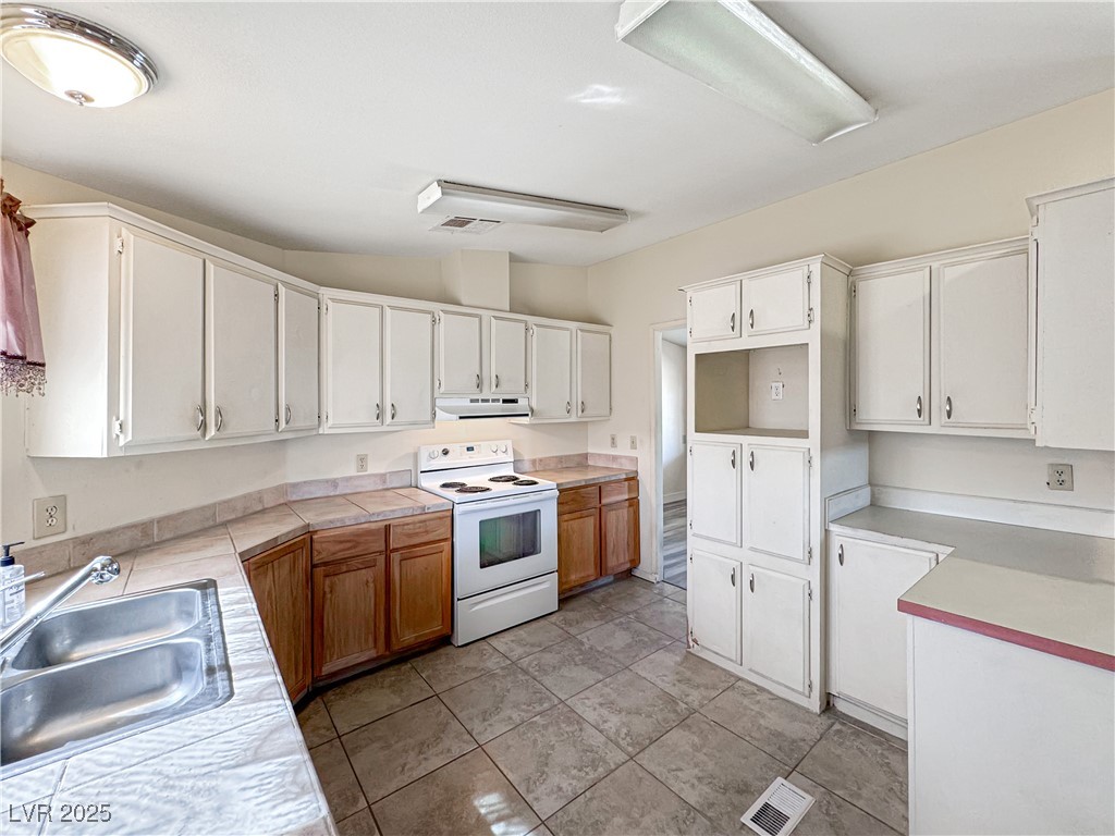 4850 Pontiac Circle Pahrump NV 89048