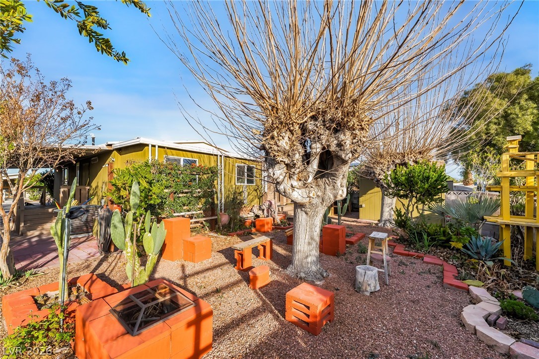 3530 Katmai Drive Las Vegas NV 89122