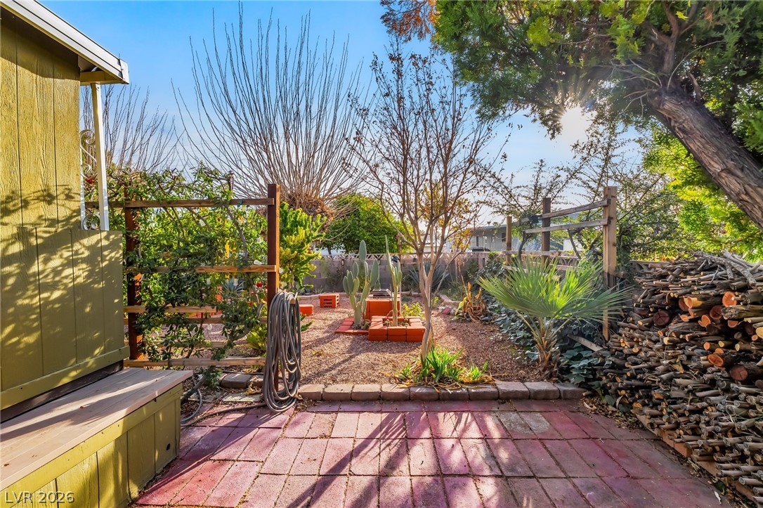 3530 Katmai Drive Las Vegas NV 89122