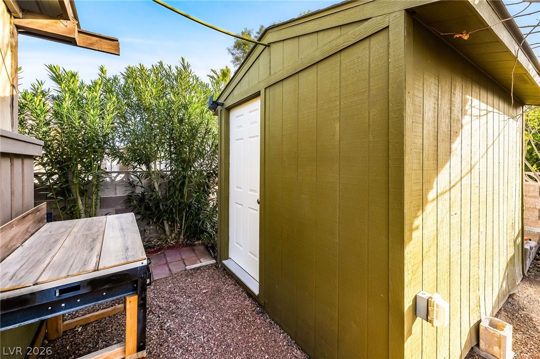 3530 Katmai Drive Las Vegas NV 89122