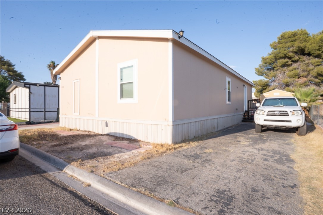 1838 Quintearo Street Las Vegas NV 89115
