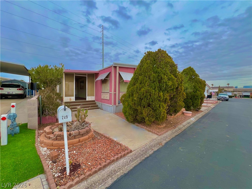 5000 Royal Avenue Las Vegas NV 89103