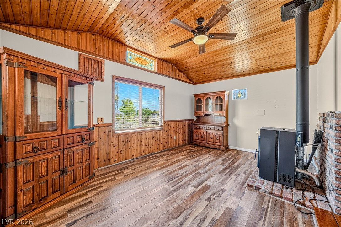 860 Dixieland Street Pahrump NV 89048