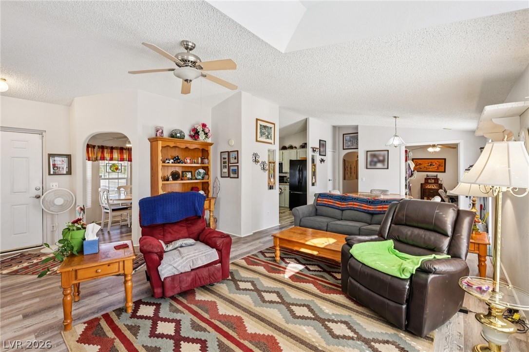 4261 North Leslie Street Pahrump NV 89060