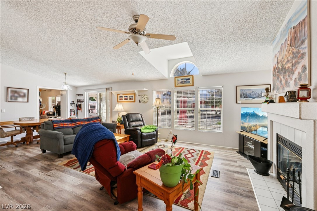 4261 North Leslie Street Pahrump NV 89060