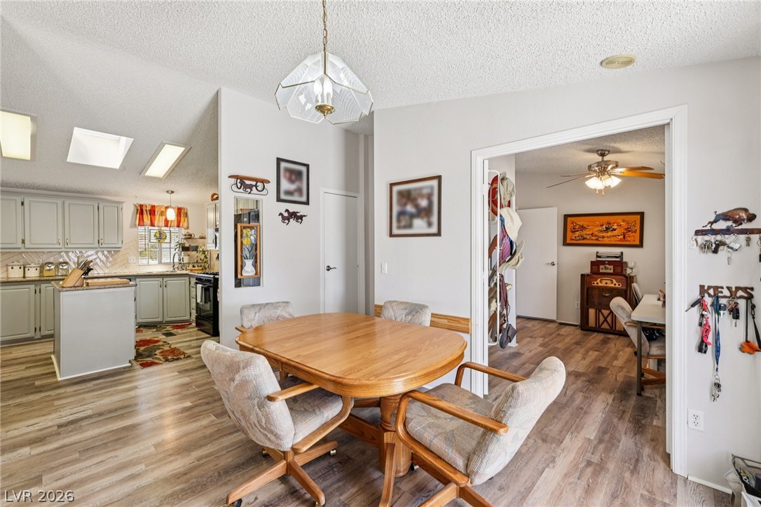 4261 North Leslie Street Pahrump NV 89060