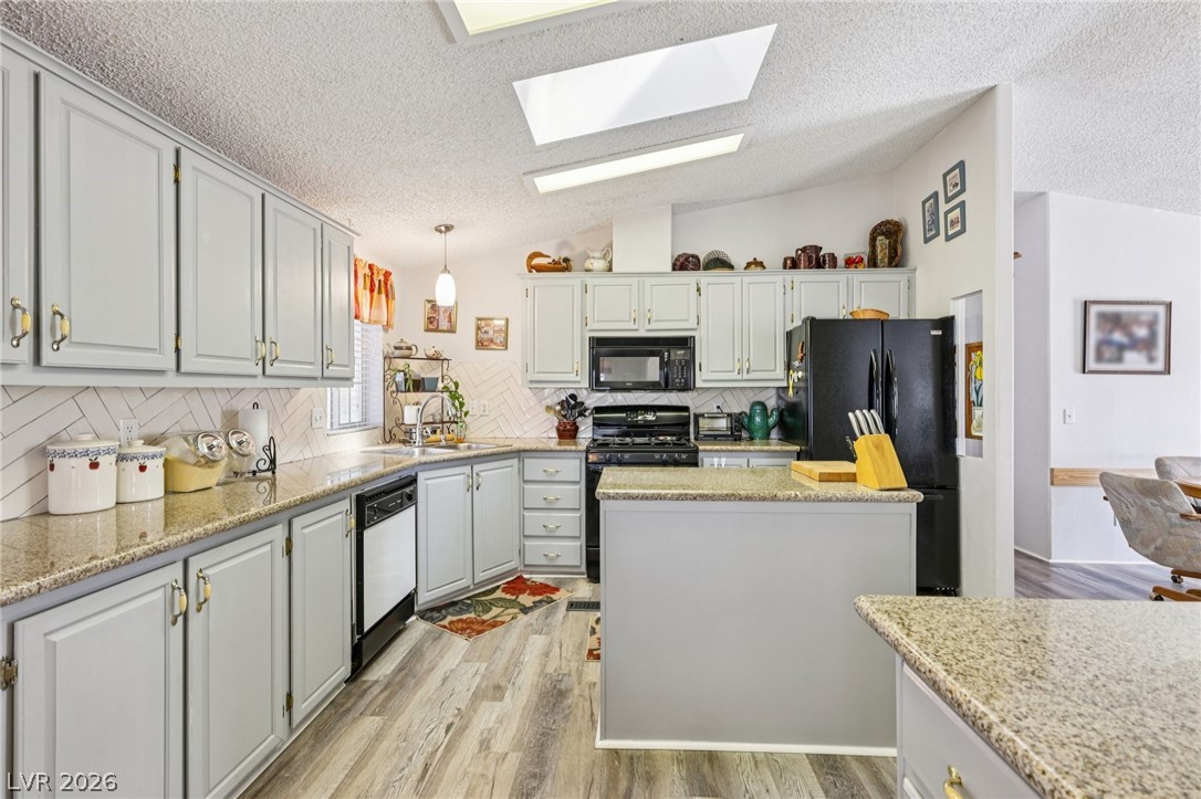 4261 North Leslie Street Pahrump NV 89060