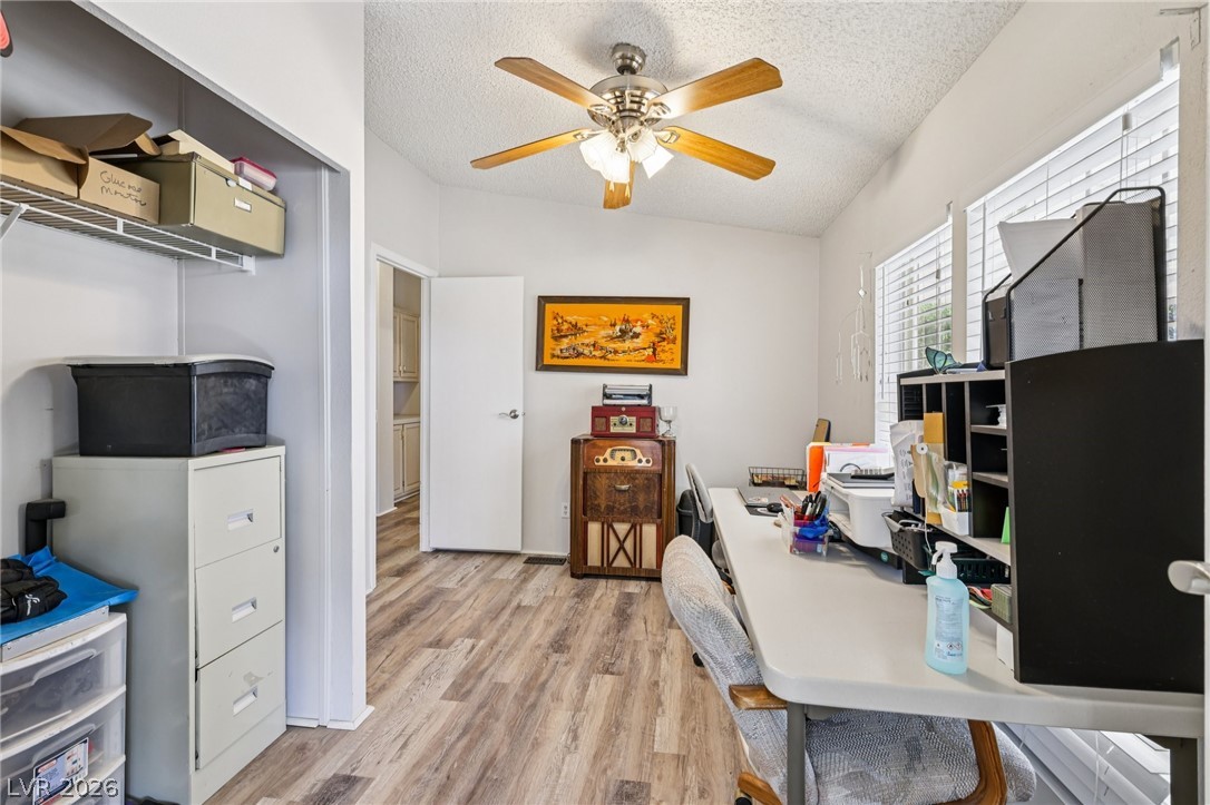 4261 North Leslie Street Pahrump NV 89060