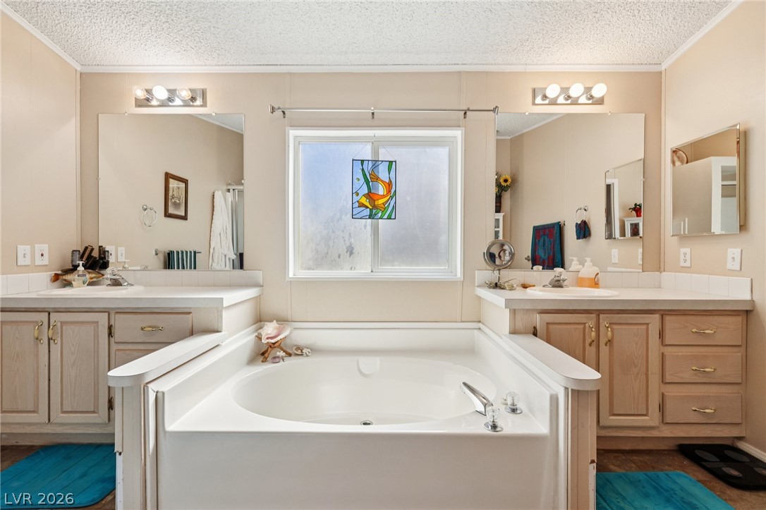 4261 North Leslie Street Pahrump NV 89060