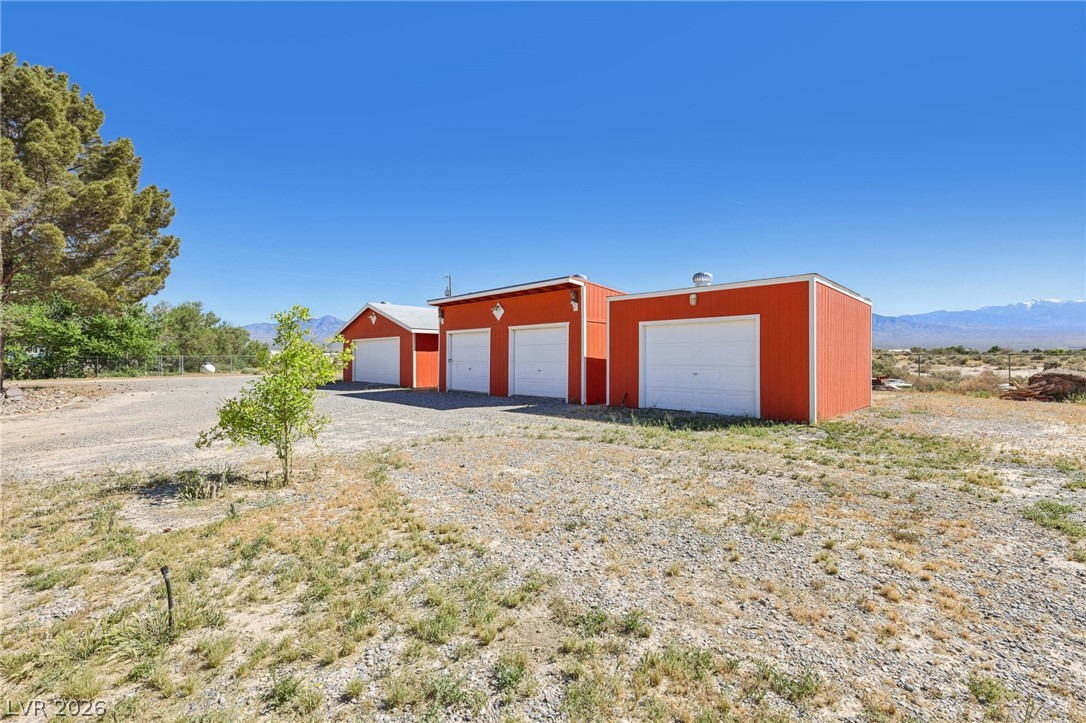 4261 North Leslie Street Pahrump NV 89060