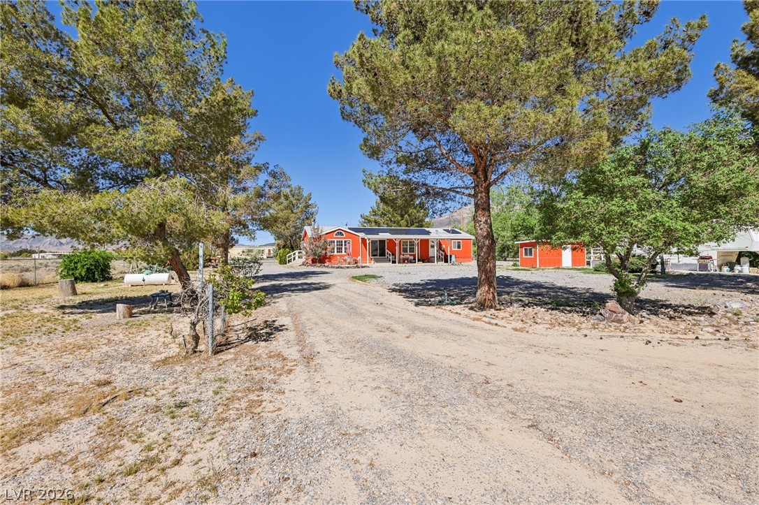 4261 North Leslie Street Pahrump NV 89060