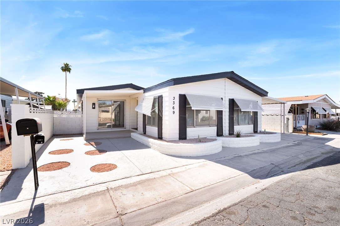 3369 Katmai Drive Las Vegas NV 89122
