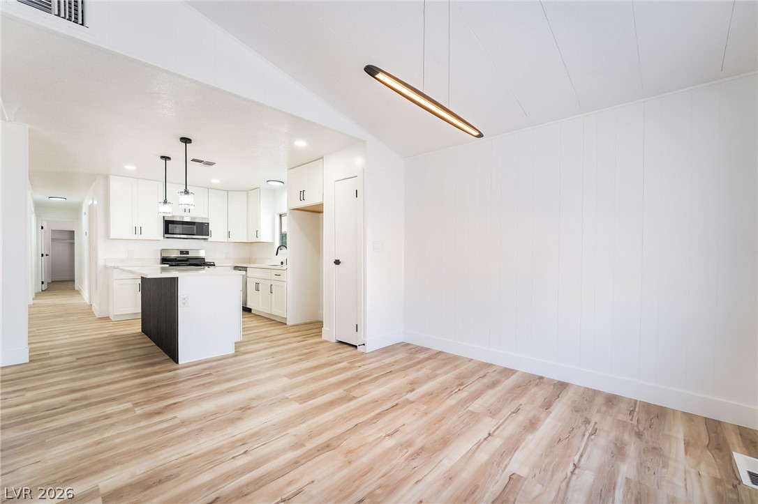 3369 Katmai Drive Las Vegas NV 89122