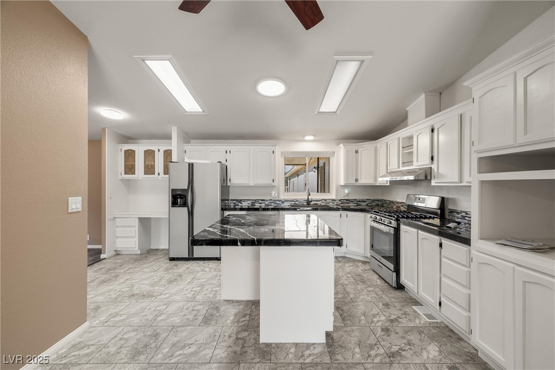 1371 West Basin Avenue Pahrump NV 89060