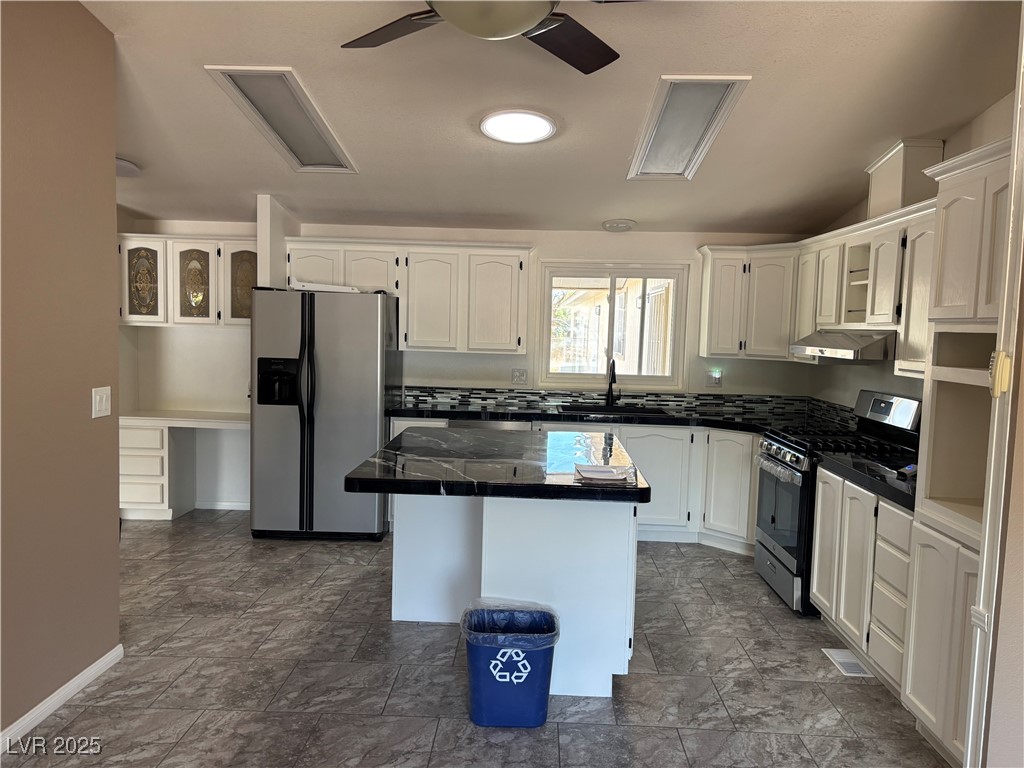 1371 West Basin Avenue Pahrump NV 89060