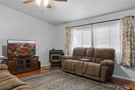 516 White Domes Drive Overton NV 89040