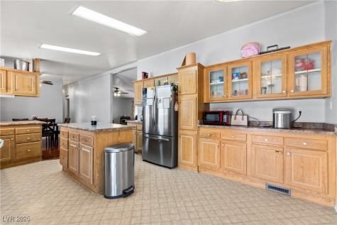 516 White Domes Drive Overton NV 89040