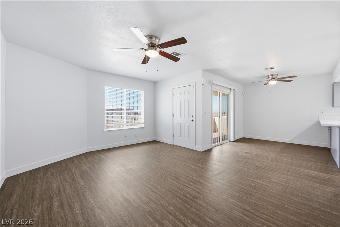 6952 Issac Avenue Las Vegas NV 89156