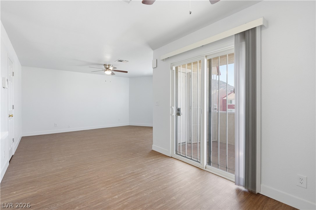 6952 Issac Avenue Las Vegas NV 89156