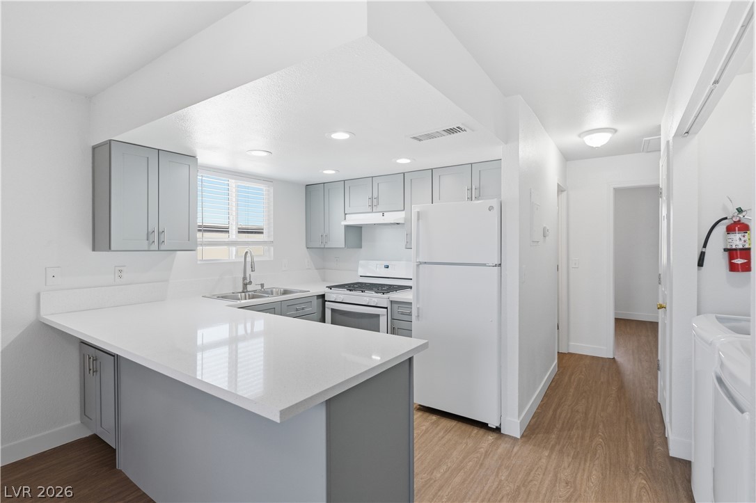 6952 Issac Avenue Las Vegas NV 89156