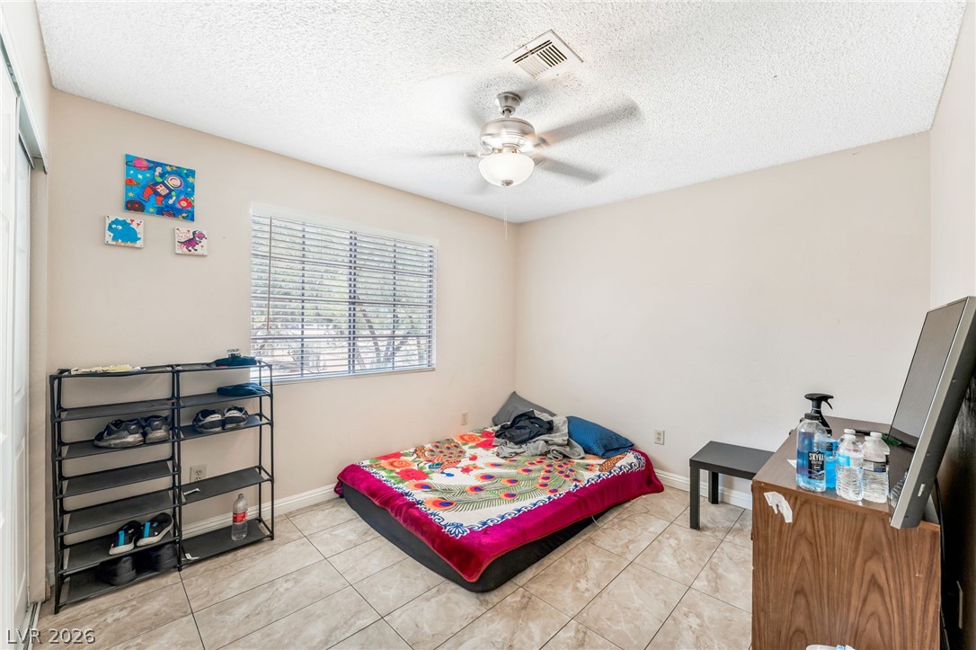 4708 Krissylouise Way Las Vegas NV 89121