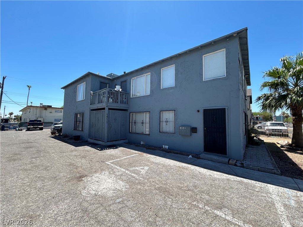 1711 Santa Paula Drive Las Vegas NV 89104