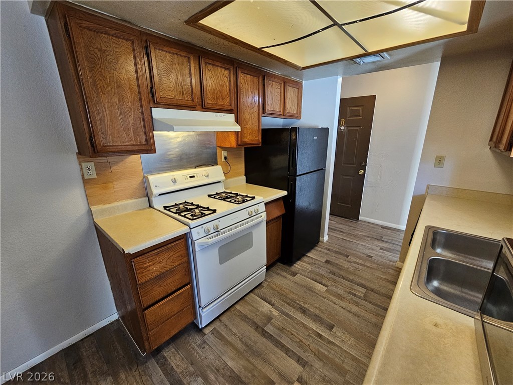2835 Wheelwright Drive Las Vegas NV 89121
