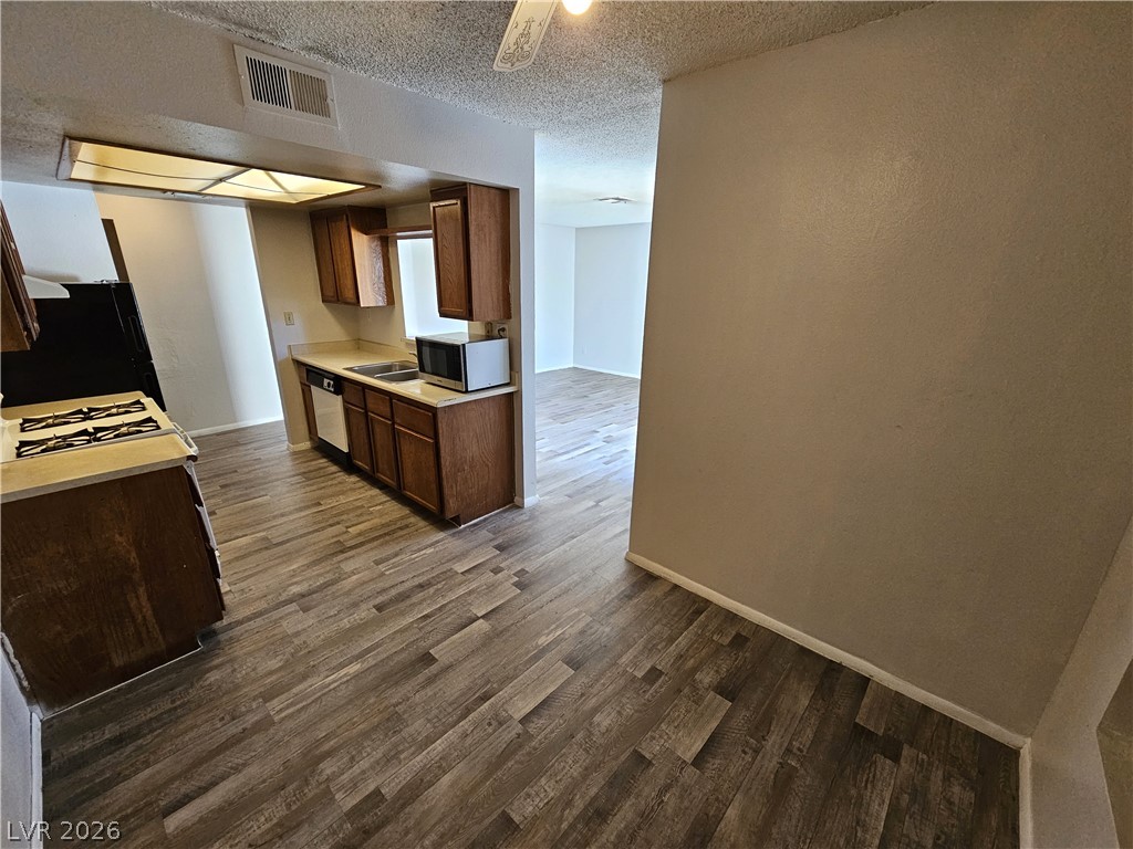 2835 Wheelwright Drive Las Vegas NV 89121