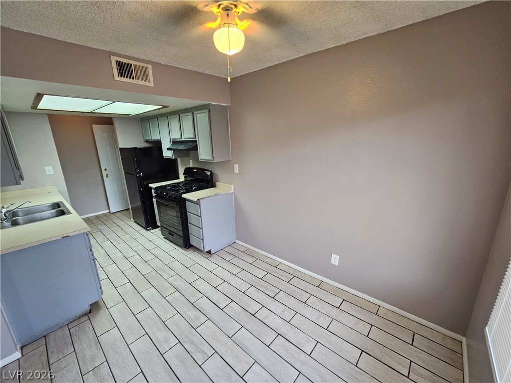 2835 Wheelwright Drive Las Vegas NV 89121