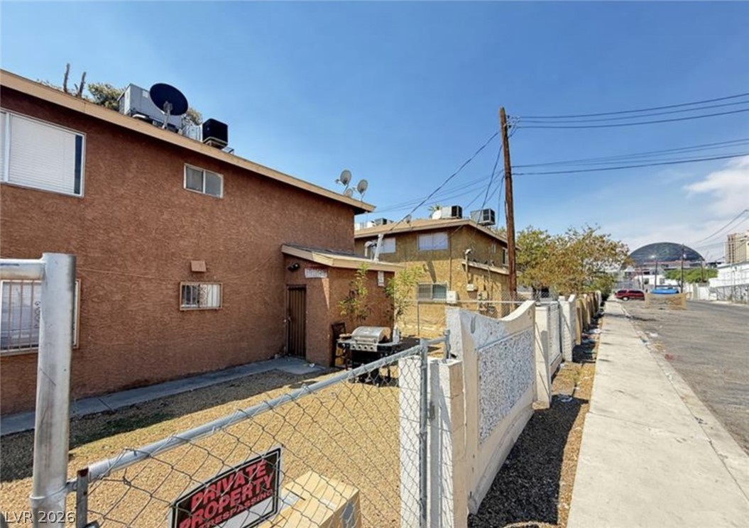 536 North Circle Las Vegas NV 89119